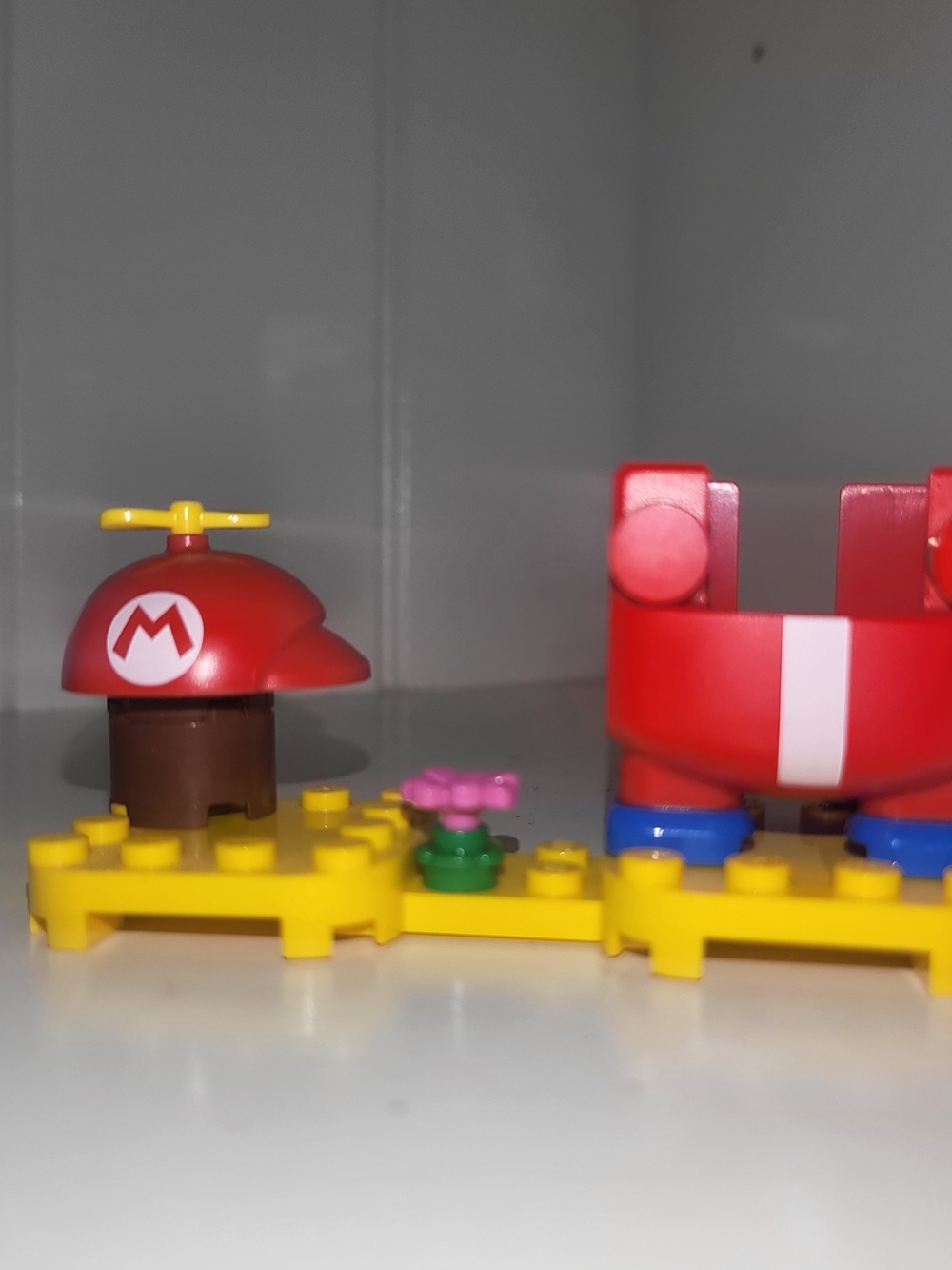 Super Mario Power-up Pack - Propeller Mario - 71371 - Picture 2 of 3